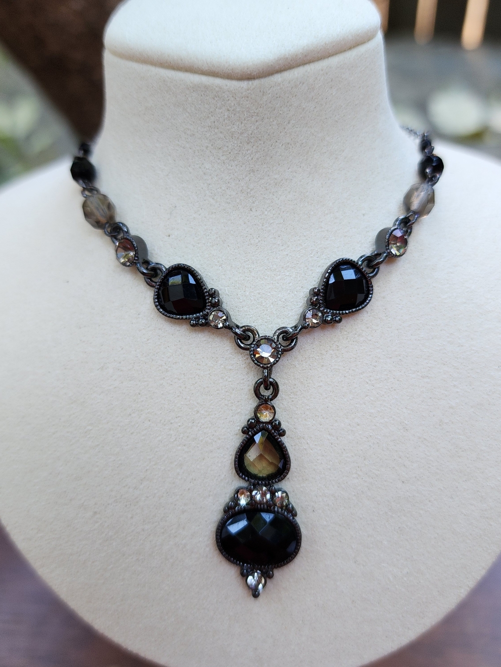 Art Deco Black Faceted Teardrop Statement Necklace Evening Jewelry